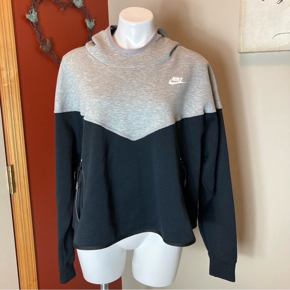 🐬 Nike Sportswear Tech Fleece Pullover Hoodie